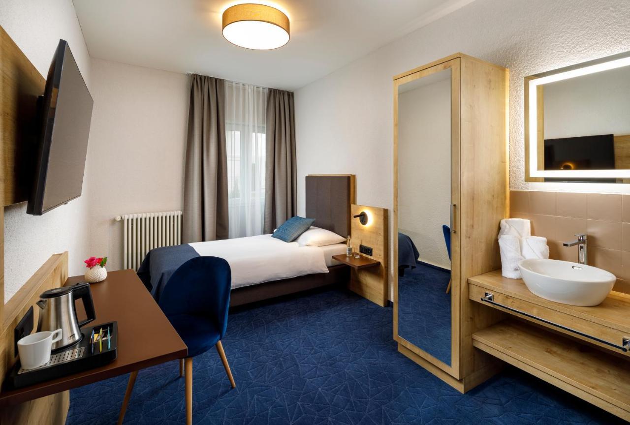 Hotel Tivoli Schlieren Εξωτερικό φωτογραφία