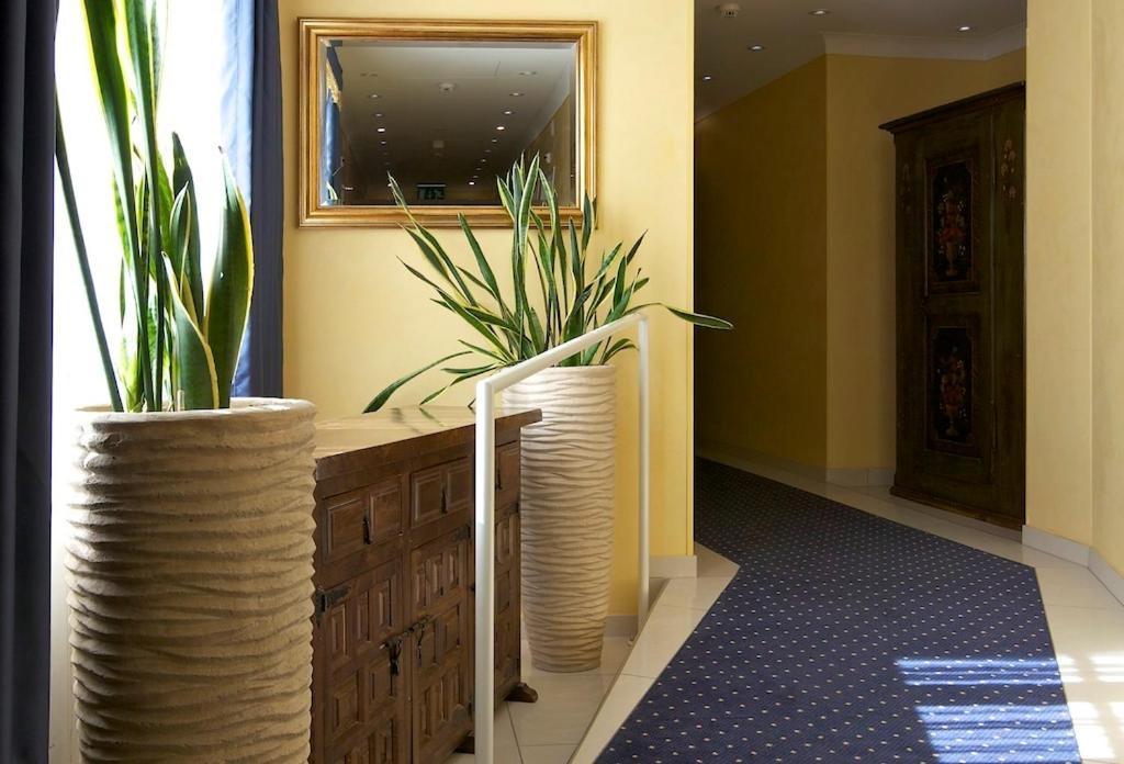 Hotel Tivoli Schlieren Εξωτερικό φωτογραφία